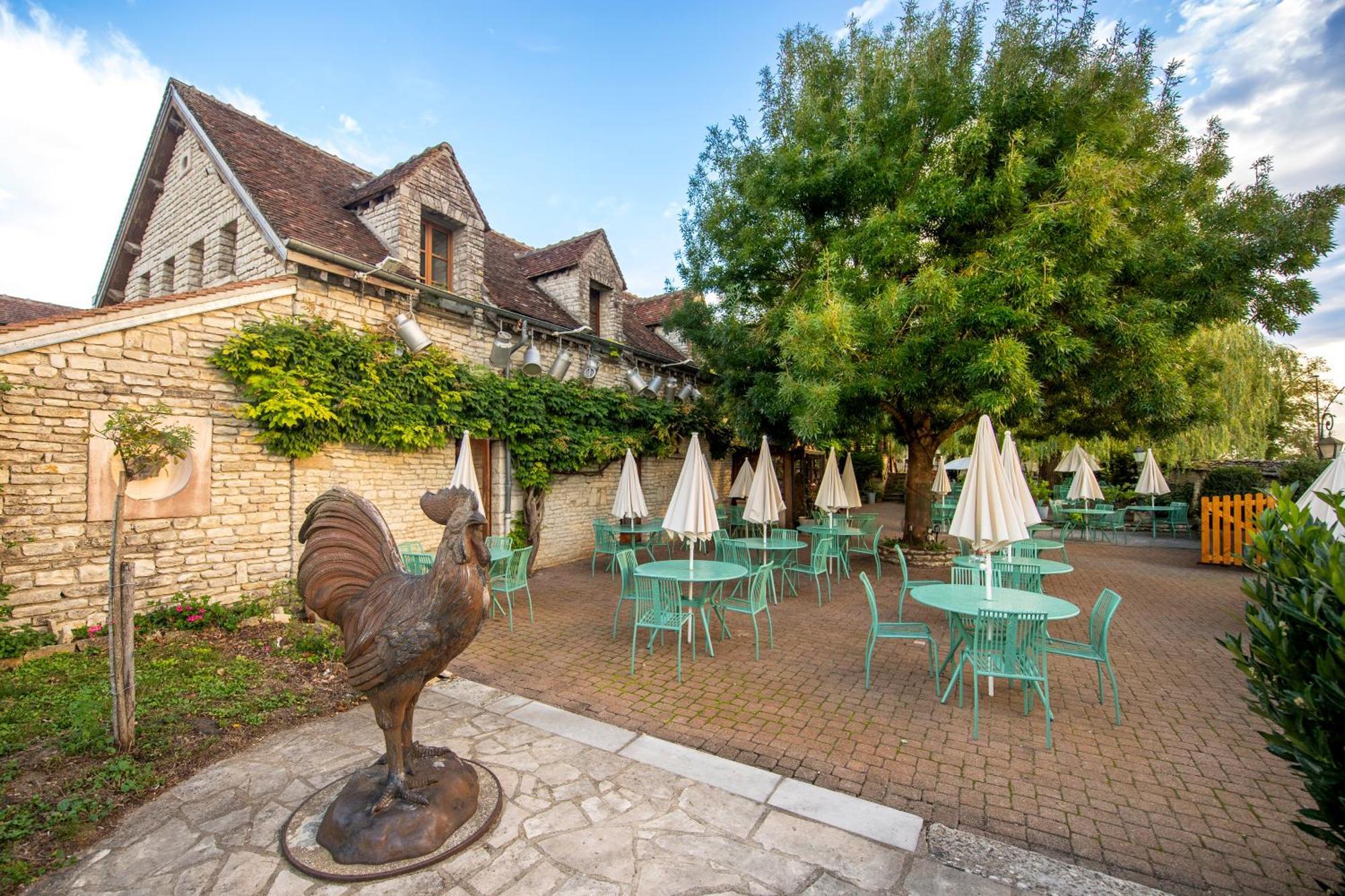 Hotel De La Beursaudiere Nitry Экстерьер фото